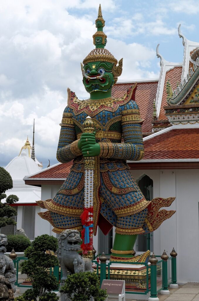 Bangkok Temple Tour: Wat Arun, Wat Pho & Grand Palace