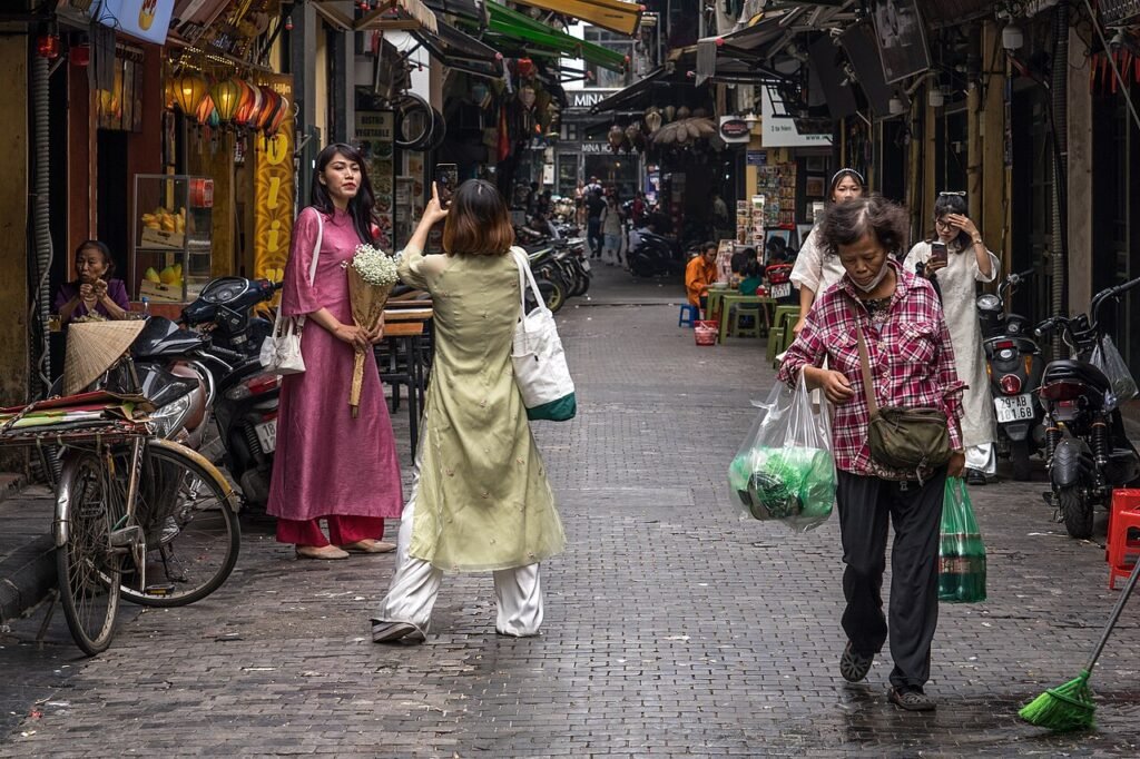 Hanoi Sightseeing Double-Decker City Bus Ticket