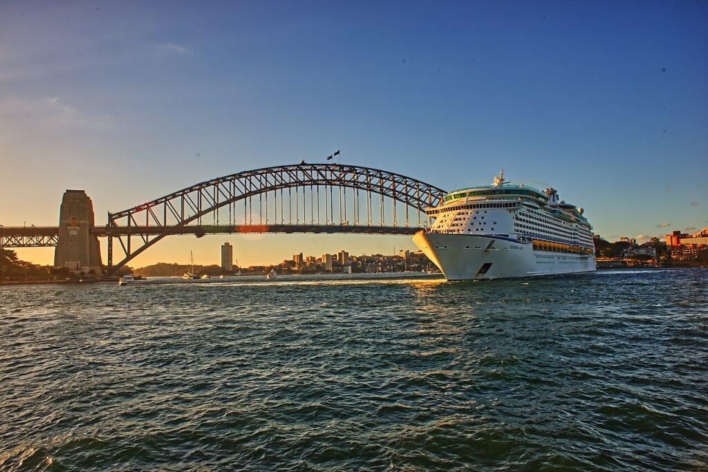 Sydney Harbour Discovery Cruise with Lunch
