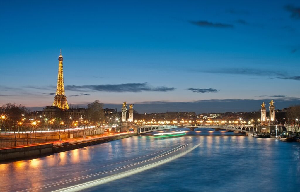 Eiffel Tower Tour with Optional Summit Access