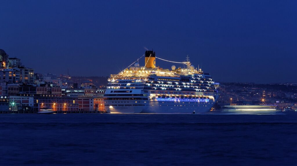 Bosphorus Sightseeing Cruise with Audio Guide